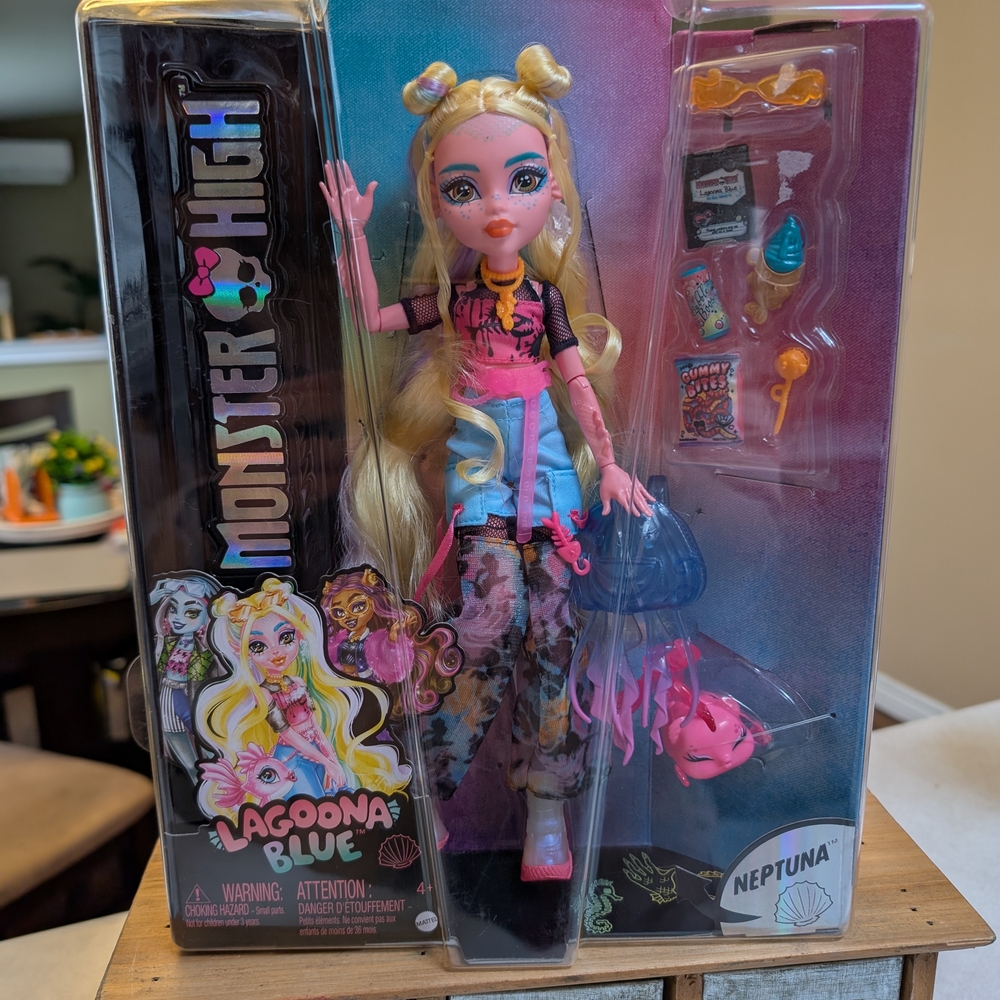 Monster High Lagoona Blue Doll with Accessories